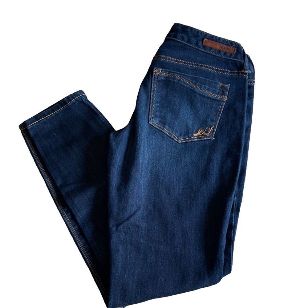 EXPRESS JEANS Low Rise Legging Ankle‎ Medium Wash Size 2 short